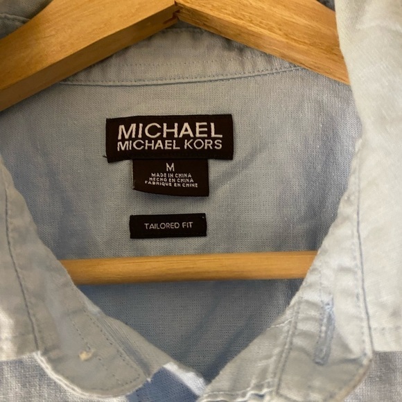 MICHAEL KORS TAILORED FIT LIGHT BLUE BUTTON DOWN SHIRT - Picture 2 of 3